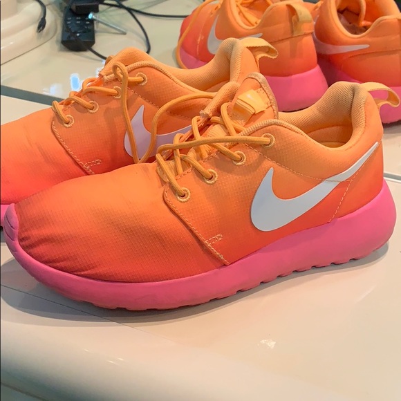 nike pink ombre shoes